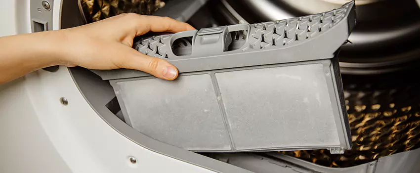 Signs Of A Clogged Dryer Lint Trap in Dixon, Illinois